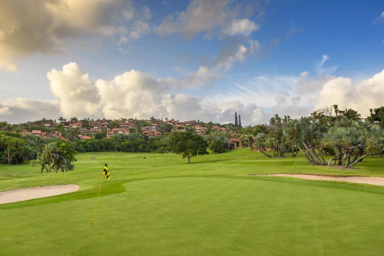 2811 Luxurious And Modern At Upmarket Golf And Estate Villa